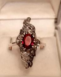 YAKUT VE PIRLANTA TAŞLI GÜMÜŞ YÜZÜK ÖLÇÜ 22