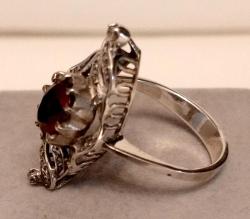 YAKUT VE PIRLANTA TAŞLI GÜMÜŞ YÜZÜK ÖLÇÜ 22