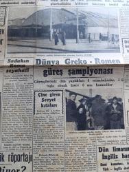 Cumhuriyet Gazetesi - 22 Mart 1950 - Yedi dava Cumhuriyet Başmakale - CHP grubunun seçimler için kararı - af tasarısı dün mecliste komisyona iade edildi - dünya grekoromen güreş şampiyonası - Bulgaristan Yugoslav münasebatı kesiliyor - dün geceki boks müsabakalarını avusturyalılar 3 2 kazandılar - Çin'e giren Sovyet kıtaları - Cumhuriyetin büyük röportajı Yurt ne diyor - Dün limanımıza gelen İngiliz harp gemisi - 1950 yılı başında İngiliz donanması yazan Abidin Daver - ölünceye kadar seninim filmi Çemberlitaş sinemasında - kanunsuz Sokak filmi Alemdar ve milli sinemada - komünizm ve milletlerin mukadderatı yazan Mirza Bala - Nevruz Bayramı sebebiyle İran konsolosluğunda tören fotoğraf - Üç Silahşörler yazan Alexandre Dumas - şehir dram tiyatrosunda Deli Saraylı - Dağlar canavarı yarın akşam Saray sinemasında - meşhur Türk şekercisi Ali Muhittin Hacı Bekir - bugünkü radyo programı - Nevrol Cemal - Dentol antiseptik diş macunu - Philips Radyo - Parker 51 dolma kalem