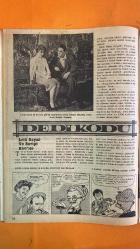 ARTİST SİNEMA, FİLM, TİYATRO, SES, SOSYETE MAGAZİN MECMUASI DERGİSİ - 26 EYLÜL 1961 SAYI: 62 TÜRKAN ŞORAY - FİKRET HAKAN - AYHAN IŞIK - MUALLA KAYNAK - EŞREF EKICIGIL - YÜCEL KÖKSAL - RECEP EKICIGIL - VECDİ BURUN - NECMİ ONUR - ZAFER SÜLEK - BAHA GELENBEVİ - YAŞAR ÖZEN - ÇETİN ÖZKIRIM - SADULLAH USUMİ - VECDİ BENDERLİ - RÜŞTÜ OLCAYTO - GÖKSEL ARSOY - ORHAN KUYUCAKLI - GALİP ÖRGE - A TANK - FİKRET MAKAN - YÜCEL ÖZTURAN - LEON SARON - SELİN EROL - NA YURDAKUL - OSMAN ÖZCAN - SAYIL EMAN - AYDIN ALIUSTAOĞLU - YÜCEL KÖKSAL - REFİK TULGA - SYLVIYA PENSES - ORHAN GÜNŞIRAY - AYSEL TANJU - MUHTEREM NUR - EFGAN EFEKAN - SABİNA - CAHİDE SONKU - TALAT ARTEMEL - M GARİPOĞLU - AYHAN IŞIK - MUZAFFER TEMA - JOAN FONTAINE - LEYLA SAYAR - ZAFER SÜLEK - ALTAN ERBULAK - NEJAT SAYDAM - ÖZDEMİR BİRSEL - BELGİN DORUK - GÖKSEL ARSOY - KENAN PARS - SAZİYE MORAL - SADETTİN ERBİL - BİRSEN KAPLANGI - LEBİBE ÇAKIN - SABİHA İZEN - SELAMİ İÇSEL - FADIL GARAN - SEMA ERİŞ - METİN BÜKEY - RAUF TÖ - TAM TAKIM - 40 SAYFA