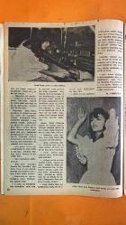 ARTİST SİNEMA, FİLM, TİYATRO, SES, SOSYETE MAGAZİN MECMUASI DERGİSİ - 26 EYLÜL 1961 SAYI: 62 TÜRKAN ŞORAY - FİKRET HAKAN - AYHAN IŞIK - MUALLA KAYNAK - EŞREF EKICIGIL - YÜCEL KÖKSAL - RECEP EKICIGIL - VECDİ BURUN - NECMİ ONUR - ZAFER SÜLEK - BAHA GELENBEVİ - YAŞAR ÖZEN - ÇETİN ÖZKIRIM - SADULLAH USUMİ - VECDİ BENDERLİ - RÜŞTÜ OLCAYTO - GÖKSEL ARSOY - ORHAN KUYUCAKLI - GALİP ÖRGE - A TANK - FİKRET MAKAN - YÜCEL ÖZTURAN - LEON SARON - SELİN EROL - NA YURDAKUL - OSMAN ÖZCAN - SAYIL EMAN - AYDIN ALIUSTAOĞLU - YÜCEL KÖKSAL - REFİK TULGA - SYLVIYA PENSES - ORHAN GÜNŞIRAY - AYSEL TANJU - MUHTEREM NUR - EFGAN EFEKAN - SABİNA - CAHİDE SONKU - TALAT ARTEMEL - M GARİPOĞLU - AYHAN IŞIK - MUZAFFER TEMA - JOAN FONTAINE - LEYLA SAYAR - ZAFER SÜLEK - ALTAN ERBULAK - NEJAT SAYDAM - ÖZDEMİR BİRSEL - BELGİN DORUK - GÖKSEL ARSOY - KENAN PARS - SAZİYE MORAL - SADETTİN ERBİL - BİRSEN KAPLANGI - LEBİBE ÇAKIN - SABİHA İZEN - SELAMİ İÇSEL - FADIL GARAN - SEMA ERİŞ - METİN BÜKEY - RAUF TÖ - TAM TAKIM - 40 SAYFA