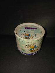 Eski dönem taş devri kumbara. Teneke