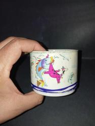 Eski dönem taş devri kumbara. Teneke