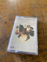 ASMALI KONAK - HAYAT - FİLM MÜZİKLERİ - ÖZCAN DENİZ ŞARKILARIYLA - KASET (JELATİNİNDE)