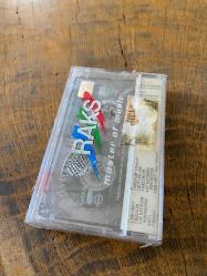 ASMALI KONAK - HAYAT - FİLM MÜZİKLERİ - ÖZCAN DENİZ ŞARKILARIYLA - KASET (JELATİNİNDE)