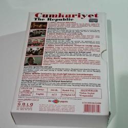 Bir Ziya Öztan Filmi : Cumhuriyet ( The Republic ) - 3 DVD
