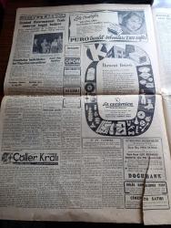 Cumhuriyet Gazetesi - 19 Ağustos 1955 - iktisadi emniyet yazan Feridun Ergin Başmakale - hükümetçe alınacağı iddia edilen tedbirler - CHP'nin Samsun kongresi yapıldı - dünkü yağmur esnasında bankalar caddesi fotoğraf - CHP Fuat köprülü'ye cevap vermek için toplantı yapıyor - Suriye'nin yeni cumhurbaşkanı Şükrü El Kuvvetli - Celal Bayar ve Irak Kralı çeşme'de - Son Hıçkırık yazan Kerime Nadir Yazı Dizisi - dev anasıyla keloğlan yazan Va Nü - Dünya Bankası'nın çıkardığı güçlük - Kore'de kızıllar Bir Amerikan uçağını düşürdüler - neden İstanbul değil de Constantinople - bugünkü radyo programı - churchill'in gölgesi yazan W. H. Thompson yazı dizisi - Haldun Dormen tiyatrosu - bugüne kadar yapılan filmlerin En pahalısı Büyük İskender - İstanbul enternasyonal tenis turnuvası bugün başlıyor - Fenerbahçe basketbolcuları yugoslavya'ya gidiyor - Vefa ilk hazırlık maçını Yavuz Sultan Selim ile yapacak - Lale Oraloğlu puro tuvalet sabunu kullanıyor - Kovo Satış Programı - Papa Eftim'den telgraf