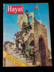 Hayat Dergisi -22 Ağustos 1974- Zaferler Ayı Ağustos, Kıbrıs Barış Harekatı,  Richard Nixon, Gerald Ford, Atatürk,  Fatih Sultan Mehmet,  74 Modası