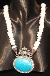 FİRUZE TAŞLI GÜMÜŞ ÇERÇEVELİ ESKİ İNCİLERDEN OLUŞAN KOLYE UZUNLUK 30 CM