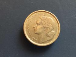 FRANSA; 10 FRANKS  1951 - B