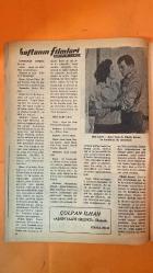 SİNEMA 1960 DERGİSİ - 8 ŞUBAT 1961 SAYI: 13 - PERİ HAN - SADRİ ALIŞIK - BELGİN DORUK - ANITA EKBERG - MUHTEREM NUR - GÖKSEL ARSOY - EVRİM FER - AHMET TARIK TEKÇE - MÜMTAZ ENER - MUALLA SÜRER - SUNA PEKUYSAL - LEYLA SAYAR - MUZAFFER TEMA - TURGUT ÖZATAY - SÜHA DOĞAN - GÖKSEL ARSOY - LEYLA SAYAR - TÜRKAN ŞORAY - ATIF KAPTAN - HULUSİ KENTMEN - ÇOLPAN İLHAN - FİKRET HAKAN - MUAZZEZ TAHSİN BERKAND - DR. A. ALYANAK - KOSTA PSARAS - TURGUT DEMİRAĞ - EFGAN EFEKAN - VAHİ ÖZ - MÜRÜVVET SİM - KADRİYE TUNA - ŞEVKET KIYMAZ - ALİ KAPTANOĞLU - BÜLENT ORAN - LÜTFİ AKAD - SEZER SEZİN - MÜŞFİK KENTER - ULVİ URAZ - SEMİH SEZERLİ - OSMAN ALYANAK - MIKE RAFAELYAN - SADRI ALIŞIK - EŞREF KOLÇAK - NEVIN AYPAR - AYHAN IŞIK - MAHIR ÖZERDEM - AYLA KARACA - GÜLISTAN GÜZEY - NEŞE YULAÇ - MUZAFFER TEMA - ÜLKÜ ERAKALIN - TAM TAKIM - 36 SAYFA