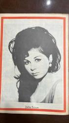 YELPAZE RESİMLİ SALON MERMUASI DERGİSİ - SAYI : 723 - 20 NİSAN 1966 -   LUDOVIC MARTET - YVETTE - MARCEL HEBRAIL - MUHARREM ATLIKAN - MARISA - NIKOLA - EMMA DANIELI - ERNO CRISA - MIRKO ELLIS - LAURA ROSCI - LUCIANO ZEPP - DR. MATTEO - GODFREY - ROBERT - ALEXANDRE HEWITT  BÜYÜK NERAMATYE - TOPRAK ANAMIZ - DAUPHIN - CREDIT LYONNAIS - EMNİYET JANDARMALAR DERNEĞİ PİYANGOSU - 101202 NUMARALI BİLET - FOTO ROMANI - YILDIZ TERCAN - DRAFI DEUTSCHER - KARIN JESSEN - EDDIE FISHER - LIZ TAYLOR - RICHARD BURTON - ANGIE DICKINSON - EBERHARD FRANZ - MARGARET LEE - MELİH SOMER - MURİEL RUSNIK - ORHAN AZİZOĞLU - UMRAN UZMAN - PEYMAN - OĞUZ TIĞLI - ESİN AVCI - MEDİHA KÖROĞLU - YALIN TOLGA - ÇETİN KÖROĞLU - AYGEN TÖRÜNER - LIS VERHOEVEN - RICLEF MÜLLER - ROSEMARY FENDEL - JOSSET SIEDHOFF - HANS HOLT - ELFRIEDE IRRALL - HANS HOLLMANN - VILMA DEGISCHER - TRUDE KOLMAN - EDWIN ZBONEK - MELCHIOR LENIGYEL - YILMAZ GRUDA - TEOMAN ÖZER - ERDİNÇ ÜSTÜN - KENAN IŞIK - İHSAN SANIVAR - SEMİRAMİS PEKKAN -  - 28 SAYFA