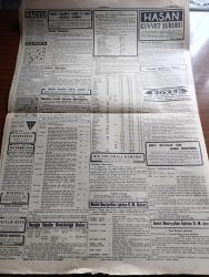 Cumhuriyet Gazetesi - 12 Haziran 1944 - Fransa'da ayaklanmalar yazan Nadir Nadi Başmakale - istila orduları karargaha Fransa'da - müttefikler Cherbourg'a 17 Km. yaklaştılar Montebourg'da Büyük bir savaş başladı - Alman müdafaa hatlarının arkalarına indirilen müttefik piyadeleri imha olundu - büyük Sovyet taarruzu - Finlandiya cephesinden fotoğraflar - Dün yapılan atletizm ve kürek müsabakaları - Askeri Vaziyet Yazan Emekli General H. Emir Erkilet Yazı Dizisi - Ankara'da dün yapılan at yarışları - Demirspor kulübünü yıldönümü - Taksim belediye Gazinosu yazlık pavyon açıldı- Sokaktan Gelen Kadın Yazan Esat Mahmut Karakurt Yazı dizisi - İsviçre felsefe cemiyeti ve takip ettiği gayeler yazan profesör Ziyaeddin Fahri Fındıkoğlu - Kurnaz adam yazan Burhan Felek - Almanların aldığı esirler - marsilya'da 1694 kişi öldü - De Gaulle Amerika'ya çağrıldı - Hasan kuvvet şurubu - Tablet Boyer ağrı kesici - bugünkü radyo programı - Bulmaca - Sadi Tek Tiyatrosu kuyruklu yıldız - Mareşal Stalin