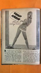 SALINCAK MODERN ERKEĞİN MAGAZİN DERGİSİ - SAYI: 3 26 KASIM 1966 SEHER ŞENİZ - GALADA BİR ÇIPLAK SEHER ŞENİZ - ARABİSTAN GECELERİ CAROL LINLEY - VAMP KADIN OLMAK İSTİYORUM TÜZİN MUSABAY - ÇEVİREN MARİU CAROSI - PATRON ZODIAK - PATRON ELYAN - YENGEMİZ URSULA ANDRESS - HONEYCHILE RIDER IAN FLEMING - YAZAR ROSA KLEBB - KORKUNÇ KADIN IRMA BUNT - KORKUNÇ KADIN HONEYCHILE RIDER - DENİZ VENÜSÜ TATIANA RAMONOVA - GİZLİ AJAN DOMINO - METRES CLAUDINE AUGER - FRANSIZ YILDIZ DANIELA BIANCHI - İTALYAN ARTİST NAJDA REGIN - KERİM BEY'İN SEVGİLİSİ MARTINE BESWICK - JAMAİKA GÜZELİ JILL MATERSON - ALTINA BATIRILAN KIZ EATON - JILL MATERSON TILLY MALLET - JILL'İN KIZKARDEŞİ TRACY - BOND'UN AŞKI HONOR BLACKMAN - PUSSY GALORE LOIS MAXWELL - MISS M GÜLBİN ERAY - SİNEMA ELEŞTİRİSİ SHIRLEY - BOND FİLMİ  - TAM TAKIM - 36 SAYFA