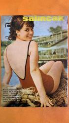 SALINCAK MODERN ERKEĞİN MAGAZİN DERGİSİ - SAYI: 3 26 KASIM 1966 SEHER ŞENİZ - GALADA BİR ÇIPLAK SEHER ŞENİZ - ARABİSTAN GECELERİ CAROL LINLEY - VAMP KADIN OLMAK İSTİYORUM TÜZİN MUSABAY - ÇEVİREN MARİU CAROSI - PATRON ZODIAK - PATRON ELYAN - YENGEMİZ URSULA ANDRESS - HONEYCHILE RIDER IAN FLEMING - YAZAR ROSA KLEBB - KORKUNÇ KADIN IRMA BUNT - KORKUNÇ KADIN HONEYCHILE RIDER - DENİZ VENÜSÜ TATIANA RAMONOVA - GİZLİ AJAN DOMINO - METRES CLAUDINE AUGER - FRANSIZ YILDIZ DANIELA BIANCHI - İTALYAN ARTİST NAJDA REGIN - KERİM BEY'İN SEVGİLİSİ MARTINE BESWICK - JAMAİKA GÜZELİ JILL MATERSON - ALTINA BATIRILAN KIZ EATON - JILL MATERSON TILLY MALLET - JILL'İN KIZKARDEŞİ TRACY - BOND'UN AŞKI HONOR BLACKMAN - PUSSY GALORE LOIS MAXWELL - MISS M GÜLBİN ERAY - SİNEMA ELEŞTİRİSİ SHIRLEY - BOND FİLMİ  - TAM TAKIM - 36 SAYFA