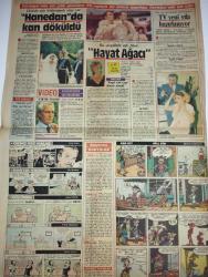 RENK RAMAZAN ÖZEL GAZETESİ -21 Mayıs 1985-Haceri esved taşı-mescidi haram-İnsanlığın ilk mabedi Kabe-İslam Şahin eserleri-Kudüs Ömer Camii-Yunus Emre foto romanı-Talat Bulut-Şükran Güngör-Burçin orhon-pembe Mutlu-Melike zobu-nezihe araz-İstanbul’daki mavi yolculuk-elleriniz dile geldi-iftar sofrası-düğün çorbası tarifi-Erol Evgin Assolistliğe hazırlanıyor-melahat Pars-Ahmet Yıldızalp-kadın dünyası-Hayat ağacı-yeni yıla hazırlanıyor-hanedanda kan döküldü-hanedan dizisi-yırtık perde filmi-Reddit-bugünkü radyolar-Clark Gable-Tekin Akman Soy-Leman Çıdamlı-sayısı dörttür