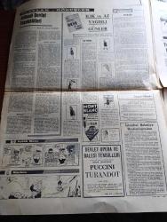 Cumhuriyet Gazetesi - 28 Ekim 1967 - değerli bir konuk yazan Nadir Nadi Başmakale - Eyüp Han İslam ortak pazarı kurulmasını istedi - Eyüp Han Ankara Belediye Başkanı Halil Sezai Erkut'tan şehrin altın anahtarını alırken fotoğraf - İsrail başbakanı Levi Eşkol Savaş geride kaldı fakat bitmedi dedi - fener Patriği Athenagoras İle Papa Paul buluştu fotoğraf - eski Demokrat partililer Adnan Menderes Fatin Rüştü Zorlu ve Hasan Polatkan'ın Eyüp'e gömülmelerini izlemek için harekete geçtiler - Fendoğlu yazan İlhan Selçuk - 50. Yıldönümünde 1917 ihtilalinin hikayesi - Yunanistan'da solcular 15 Kasım'da yargılanıyor - Ordu yardımlaşmanın 2. Grup meskenlerinin temeli törenle atıldı - ismailiye mezhebinin genç lideri Kerim Han yeşilköy'de gazetecilerle tartıştı -  Sinema Dişi James Bond - haftanın şakası yazan Burhan Felek - Rauf Meleksoy toto'da işçi kıyımı ile itham ediliyor - Beşiktaş Dolmabahçe'de Demirspor ile oynuyor - Futbol Federasyonu Başkanı Orhan Şeref Apak'tan  federasyonlara bildiri