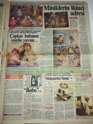 RENK GÜNLÜK GAZETESİ-3 Aralık 1985-Aynaroza yine kadın giremedi-sebzeli piliç fırında-erkeklere serbest olan dağ-Metin toker-Türk mutfağında her hafta yayla ile seçime bir yemek-Hazreti Meryem-İsveçli kimyager alfred nobel öldü-kas erimesini iyileştiren Türk-Figen aktar-doktor nüzhet Ziyal-nezihe araz-astroloji-burcunuz-dünyadan haberiniz var mı-Altan Erbulak-Yakup kadri 85 yaşında aramızdan ayrıldı-Haliç Yol oldu-Fikret evliyagil-nur evliyagil-Türkan Sabancı-Erol Sabancı-Belkıs Sabancı-Sevil Sabancı-Ahmet ve gülser tiryakiler-Zeynep Üner-Yüksel Titanoğlu-Ceylan orhun-Galatasaray’ın 504. yıl dönümü onuruna-Ela koşar-Berrin koşar-Amber resne-boğaziçi aşkları-Ertuğrul zorlutuna-Vakko mağazaları-Çapkın Baba’nın Mutlu yuvası-alev Sezer-Dikmen Sezer-Eroldsoy-miniklerin ikinci adresi-Müjdat gezen-pervan kutman-bulmaca-Ali Baba’nın Çiftliği-bütün lokantaların adları değişecek-Ayşen Gruda-sayfa sayısı sekizdir