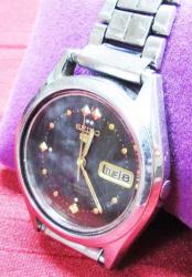 ViNTaGe SEİKO-5 Automatic KOL SAATİ.......SiYaH KaDRaN