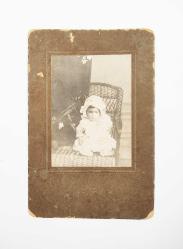[OSMANLICA FOTOĞRAFÇI DAMGALI KABİN FOTOĞRAFI] Bebek. Resna Fotoğrafhanesi, Behaeddin Rahmizade - Constantinople (İstanbul) 1912
