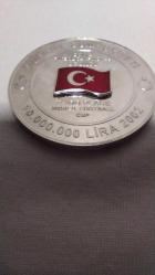 2002 YILI DÜNYA FUTBOL ŞAMPİYONASI 3.SÜ TÜRKİYE HATIRA PARASI TC. DARPHANE HATIRA GÜMÜŞ / MİNELİ 351