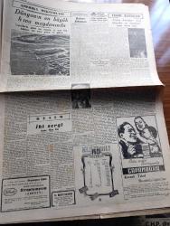 Cumhuriyet Gazetesi - 7 Aralık 1947 - Recep Peker'in suçu yazan Nadir Nadi Başmakale - Recep Peker'in cevap vereceği teeyyüd ediyor - Londra'da dörtler Avusturya bir Almanya meselelerini görüşürlerken fotoğraf - Fransa'da grevcilerin çoğu işleri başına dönüyorlar - Fransız milli meclisinde komünist lideri Thorez'in sözleri yuhalarla karşılandı - New York'ta Joe Louis ile Walcott arasında Dünya Boks şampiyonluğu maçı fotoğraf - Filistin'de çarpışmalar devam ediyor - haftanın şakaları yazan Burhan Felek - dünyanın en büyük hava meydanı Laguardia fotoğraf - uçan daireler için bilgiler Ne diyorlar yazan Rıdvan Tezel - milli futbol takımı olimpiyata gidecek mi yazan Eşref Şefik - Galatasaray Beykoz'u Fenerbahçe Süleymaniye'yi 2 0 Yendiler - 1948 model Yıldızlar Takvimi Yarın Çıkıyor - Safiye Ayla borsa kıraathanesinde - gönül kimi severse filmi İpek ve Melek sinemasında - patinaj Kralı filmi bugün elhamra sinemasında - bugünkü radyo programı - İstanbul belediyesi şehir tiyatroları programı