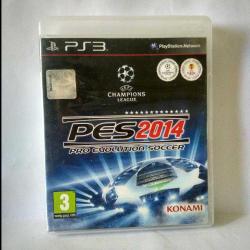 PS3 oyun PES 2014. Orijinal. Kitapçık mevcut. Disk 10 üzerinden 9 koleksiyonluk