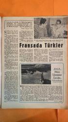 HAFTA MEMLEKET VE DÜNYA HADİSELERİNİ TAKİP EDER, HAFTANIN EN SEÇME YAZI VE RESİMLERİNİ VERİR, SİYASİ MECMUA DERGİSİ - 13 MAYIS 1955 SAYI: 19 BAO DAI - VAN VI - DIEM - GRONCHI - EMİN ALİ TÜRKGELDİ - TALAT PAŞA - HOWARD JONES - TERRY MOORE - ŞAHAP BALCIOĞLU - LERZAN BENGİSU - A E GÜRSEL - MELİHA GÜRSEL - KAYA GÜRSEL - OYA GÜRSEL - NİLÜFER GÖKAY - NANAKACIK - MAŞUKA İPEKÇİ - FERİDUN İPEKÇİ - NACİ İPEKÇİ - ZARİFE YAYBULAK - UMİD KIRDAR - KÖNİG - KÖRÜKÇÜ - ARAM - C OZANKAN - FEYYAZ TOKAR - DR BİYAL - HİND TANRISI RAMA - SITA - BORWICK TROUT - LADY TROUT - JULIA - CEMİL CAHİT CEM - RENAY - BİR KAVUK DEVRİLDİ - YENİ BİR BAŞKAN - BİR KAYIP DAHA - YOLUN AÇIK OLSUN - ALISON'UN RESMİ - UĞBORWICK TROUT'U LADY TROUT VE KIZI JULIA - ALA MINUT HİKAYE - SİZ DE ORADA MIYDING - FITNE FOCURV - ÇAYHANE - TİPİK - TATH BİR AĞUSTOS GÜNÜ TRENMİZ CAN'A YAKLAŞIYOR - 36 SAYFA