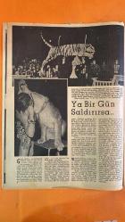 HAFTA MEMLEKET VE DÜNYA HADİSELERİNİ TAKİP EDER, HAFTANIN EN SEÇME YAZI VE RESİMLERİNİ VERİR, SİYASİ MECMUA DERGİSİ - 10 EYLÜL 1954 SAYI: 259 ALMAN VOLGER - ISTANBUL ENTERNASYONAL TENIS TURNUVASI - EISENHOWER - ATOM ENERJİSİ TASARISI - KOMÜNİST TEHLİKESİ - BATI ALMANYA - BONN HÜKÜMETİ - ADENAUER - AVRUPA ORDUSU - ÜRDÜN MELİKİ HÜSEYİN BİN TALLA - EYÜP SULTAN CAMİİ - HALİT HİKMET - MURAT GÜLER - MANS DENİZİ - CELÂL BAYAR - MAREŞAL TITO - YUGOSLAVYA ZİYARETİ - SADIK ALDOĞAN - MİLLET GAZETESİ - PROF. MEYER - PARİS DİŞ OKULU - PROF. GÖKAY - KANADA SEYAHATİ - C.H.P. - SEÇİM KARARI - FRANSA - AVRUPA ORDUSU REDDİ - DE GOL’İSTLER - KOMÜNİSTLER - BİRLEŞİK AMERİKA - RUSYA - PARİS MEKTUPLARI - ZAHİR GÜVEMLİN - GÜNGÖR KABAKÇIOĞLU - DEĞİRMENCİ İSKENDER ÇETESİ - BURSA 1622 - SAFER ÇAVUŞ - HACI ABDÜLKERİM - RAZİYE - MÜŞERREF - FİŞTİRİK MAHALLESİ - DEĞİRMENCİ ABDULLAH OĞLU AHMET - MİHRİBAN - SİNAN OĞLU MEHMET - ALİ - BEKÂR ODALARI - KAVUN ÇEKİRDEĞİ HİLESİ - OSMANLI DÖNEMİ SUÇ VE CEZA - GEÇMİ - 36 SAYFA