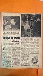 HAFTA MEMLEKET VE DÜNYA HADİSELERİNİ TAKİP EDER, HAFTANIN EN SEÇME YAZI VE RESİMLERİNİ VERİR, SİYASİ MECMUA DERGİSİ - 16 OCAK 1959 SAYI: 3 MUSTAFA ATİK - FEHMİ - ÖZDEMİR TUNCER - ENVER BEHNAN ŞAPOLYO - NERMİN KÖRÜKÇÜ - MICHELINE CARRE - ROMAN CZERNIAWSKI - KANUNİ SULTAN SÜLEYMAN - ÜÇÜNCÜ MURAD - OSMAN GAZİ - VALİDE SULTAN - MEHD-İ ULYA - VALİDE ALAYI - VALİDE KETHÜDASI - KIZLARAĞASI - KAPICI BAŞLAR - ŞİKÂR AĞALARI - BALTACILAR - HAREM-İ HÜMAYUN AVALARI - DİVAN ÇAVUŞLARI - YENİÇERİ AĞASI - SADRAZAM - ŞEYHÜLİSLAM - ARSLANIM - KADINLAR SALTANATI - DEVRİŞME VEZİRLER - HASEKİ SULTAN - OĞUZ TÖRESİ - TÜRK ANALARI - KUĞU GÖLÜ BALESİ - BOLSOY BALESİ - TATAR AĞA - RAKI HİKÂYESİ - BALENİN ANNESİ - BALE KARABORSASI - SİRKECİ İNFİLAKI - TAN MATBAASI - NEYİR HAN - CEZAYİR - TOULOUSE - POLONYALI ERKAN-I HARP SUBAYI - NECATİ - KENAN - SADİYE - BELEDİYE REİSİ - PARTİ BAŞKANI - NESRİN - MARILYN MONROE - ARTHUR MILLER - MAURICE CHEVALIER - YUL BRYNNER - ALPHONSE DAUDET - TERRY MOORE - BRIGITTE - 28 SAYFA