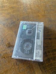 ASMALI KONAK - HAYAT - FİLM MÜZİKLERİ - ÖZCAN DENİZ ŞARKILARIYLA - KASET (JELATİNİNDE)