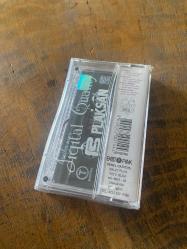 HARİKA AVCI - DELİYİM - KASET (JELATİNİNDE)