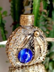 5,5*3,5 CM EBADINDA METAL İŞLEMELİ LAPİS LAZULİ TAŞ DETAYLI KOKU ŞİŞESİ
