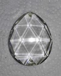 19418-1940 LI YILLAR ŞEFFAF KRİSTAL BADEM AVİZE TAŞI**YÜKSEKLİK 4,4 CM ENİ 3,5 CM **ADET FİYATIDIR**