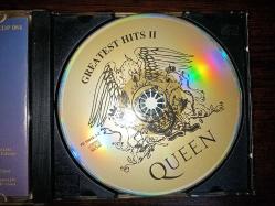Queen greatest hits 2 long play cd - çok temiz kondisyonda (sanırım Bulgar baskı, tüm fotoğraflara bakınız)