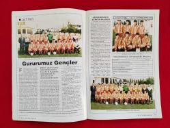 Galatasaray - Galatasaraylılar Spor Dergisi - 21. Sayı - Haziran 1992 - Hakan Şükür, Suat Kaya, Kadın Basketbol, Erkek Voleybol, Derya Büyükuncu, Okan Buruk, PAF Takımı...