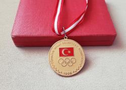 TÜRKİYE MİLLİ OLİMPİYAT KOMİTESİ MADALYASI C1857