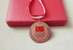 TÜRKİYE MİLLİ OLİMPİYAT KOMİTESİ MADALYASI C1859