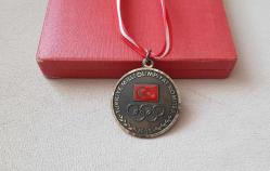 TÜRKİYE MİLLİ OLİMPİYAT KOMİTESİ MADALYASI C1860