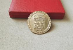 TÜRKİYE MİLLİ OLİMPİYAT KOMİTESİ FAİR PLAY HİZMET MADALYASI C1865