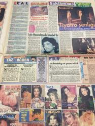 SAKLAMBAÇ TV GAZETESİ DOĞUM GÜNÜ HEDİYESİ - 13 MAYIS 1994 - Inter Starın düzenlediği 1994 Türkiye Güzellik yarışması-Filiz Akın-Sönmez Köksal-Nazan Öncel-Burhan Çaçan-Faruk Tınaz-Yonca Evcimik-Harun Özüakıncı-Fatma Girik-Mehmet Devrim Demir-Menduh Ün-Süreyya Ayhan-Arif Dülger-Ekin Çetin-Zekeriya Ünlü-Hülya Avşar-Nilüfer-Kenan Doğulu-Cem Karaca-İzzet Altınmeşe-Yusuf Güney-Emel Sayın-Nurhan Damcıoğlu-Şoray Uzun-Güzeller taç peşinde-Türkülerle Doğu Anadolu-Adı üzerinde-Şoray kardeşlerle akşam keyfi-Muhabbet bağında-Süper Baba-Geceyarısı Kovboyu-Yalan Rüzgarı-Kültür Sanat-Tiyatro şenliği-Filiz Akın yarın evleniyor-Can çekişen Yeşilçam’da senaryo yarışması-doğum günü hediyesi-sayfa sayısı 4