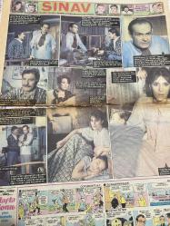 HÜRRİYET KELEBEK GAZETESİ DOĞUM GÜNÜ HEDİYESİ - 23 MAYIS 1985 - Kadın zor erkek olaya aşık olur-Bülent Ersoy’a meslektaş ambargosu-perihan Altındağ Sözeri-Ahmet ve Zeynep geven-Jupp Derwal-ahmet’i Ekin tiri Nilüfer-bozuk düzen Havva kopan-Mehmet erikçi-Yalçın ener-Turgut Boralı-Sedef bedi-Yüksel gözen-Ayşe Demirel-Orçun Sonat-ülser kanarsa-kadında aşırı akıllanma-Halil Dinçer azizlerle-cildin yazı hazırlanması Prof. Dr. Ahmet Murat-cevaplarınız-zemzem suyunu kovulmuştu-oruç tutun daha sağlıklı olan namaz nasıl kılınır namazda neler okunur diye açıklamalı 40 hadis-yaşadığım Ramazanlar Burhanfelek-Hazreti İbrahim foto romanını-Ahmet Özhan-Sevim gelen ben-diler Saraç-eda Kazmirci-günlük Orhan Gencebay‘dan gülü filmi kaptan-Son olmayan kaçış kayıp kızlar-Hayri caner-Tarık Akan-ahut-Çiğdem Tunç-Nuri alço-Nilgün Saraylı-Mehtap ağır-Meral kal-sınav foto romanı-Nilüfer aydan-Ahmet mekin-neriman Köksal-Gülen Konukoğlu-Doğan Şen-Çağla Çetiner-Bizimkiler karikatürü-copyrıght-güngörmüşler karikatü