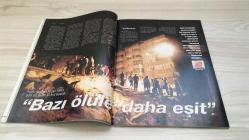 AKTÜEL  HAFTALIK HABER DERGİSİ - SAYI:423 - 26 AĞUSTOS 1 EYLÜL  1999 -  DEPREM SONRASI AKTÜEL’DEN YARDIM KAMPANYASI VE KORUNMA REHBERİ – AKUT’UN ERKEN UYARI SİSTEMİ VE KASIMDA DEVREYE GİRECEK ABD-TÜRK ORTAK PROJE – “LANETLİ FURBY” OYUNCAĞININ ABD’DE YARATTIĞI PANİK – SCABAL’IN LAMA TÜYÜNDEN ÜRETTİĞİ 1.8 MİLYARLIK “VICUNA” PALTO – MARCEL MEVORAH’IN MODA SERÜVENİ VE SCABAL’IN TÜRKİYE’DEKİ VARLIĞI – BRUCE BAGEMIHL’İN 470 HAYVAN TÜRÜNDE EŞCİNSEL DAVRANIŞLARI BELGELEDİĞİ “BIOLOGICAL EXUBERANCE” – HAYVANLARDA DOĞAL ÇEŞİTLİLİK VE CİNSEL YÖNELİM TARTIŞMASI – İSTANBUL DEPREMİNDE CİMENTO VE YAPI SORUNLARI ÜZERİNE SIMAY BARGU’NUN GÖRÜŞÜ – MUSTAFA ALDIRMAZ’IN “TANRI’NIN CEZASI” YORUMU VE SENCER TEMİZ’İN TRAJİK KAYBI – ROBERT FISK’İN DEPREM BÖLGESİNDEN “ORTAÇAĞ KENTİ” BENZETMESİYLE AKTARDIĞI GÖZLEMLER -  FERBY – PINAR ÖĞÜNÇ – TARIK ERSOY – MARCEL MEVORAH – BRUCE BAGEMIHL – SIMAY BARGU – MUSTAFA ALDIRMAZ – SENCER TEMİZ – ROBERT FISK 114  SAYFA