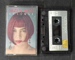 SEZEN AKSU * GÜLÜMSE * KASET