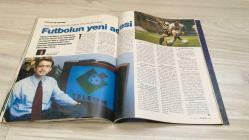 AKTÜEL  HAFTALIK HABER DERGİSİ - SAYI:420 - 5-11 AĞUSTOS - 1999 -  17 AĞUSTOS DEPREMİ SONRASI AKUT’UN KAHRAMANLAŞMASI – FERİDUN ÇELİKMEN’DEN DAYANIŞMA VE SİVİL TOPLUM VURGUSU – KIRMIZI TİŞÖRTLERLE UMUDUN SEMBOLÜ HALİNE GELEN AKUT EKİBİ – TÜRKİYE’DE SİVİL TOPLUMUN GÜÇLENMESİNE DAİR LE MONDE YORUMU – KANDİLLİ’NİN KAYITSIZ DEPREMLERİ VE VERİ TARTIŞMASI – KEMER KOLEJ’İN EĞİTİM FELSEFESİ VE TEKNİK DONANIMI – ZEYNEP MUTLU EĞİTİM VAKFI, KOÇ SİSTEM VE MICROSOFT İŞBİRLİĞİYLE HER ÖĞRENCİYE BİLGİSAYAR – KEMER KOLEJ’DE SANAL ÖDEV TAKİBİ VE VELİLERİN EĞİTİME KATILIMI – KAMPÜSTE BOTANİK BAHÇE VE HAYVANAT BAHÇESİYLE ÖZGÜN ÖĞRENME ORTAMI – SÜLEYMAN MIZRAK’IN KITSCH OBJE KOLEKSİYONU VE TUNEL’DEKİ ESRARENGİZ DÜKKANI – CAM VE ŞİŞE TUTKUSUYLA ŞEKİLLENEN BİR YAŞAM – KOMÜNİST TAKİBAT VE TÜRKİYE İŞÇİ PARTİSİ’NDEN 141–142 CEZASI – 15 YILLIK KAÇAK HAYAT VE SİSHANE’DE DÖKÜM ATÖLYESİNE UZANAN BİR KOLEKSİYONCU HİKÂYESİ -  FERİDUN ÇELİKMEN – DEFNE ASAL – MUZAFFER SAĞLAM – CEM ÇAĞ – ALKNUR YENİDEDE –114  SAYFA