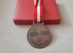 37.İSTANBUL KITALARARASI AVRASYA MARATONU MADALYASI C2053