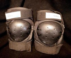 DECATHLON MARKA S BEDEN DİZLİK