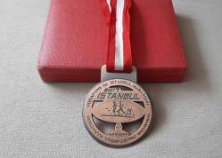 39.İSTANBUL KITALARARASI AVRASYA MARATONU MADALYASI C2060