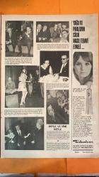 FOTOROMAN HAFTALIK MECMUA DERGİSİ - SAYI:208 1968 SALI CİHAT ABAOĞLU - SAYRA ORKAN - BEDİA MUVAHHİT - GÜLRİZ SURURİ - SEMRA - MEHMET - SELMA - MOİZ BENARDETE - İSMAİL HATİPOĞLU - DENİZ ALANTEP - KAMURAN AKSU - NERİMAN KÖKSAL - AYŞE KÖSEOĞLU - ESEN KÖSEOĞLU - FUAT İRDELP - NUR DANIŞMEND - HALE ALA - BÜLENT DANIŞMEND - İPEK KUMBARACIBAŞI - YÜKSEL MENDERES - DOĞAN TUMAY - SEDAT DOĞAN - GÖNÜL DOĞAN - ASLAN BENGÜ - VEDAT URUL - MUVAFFAK BEY - PERİ-HAN - METE KALKOVAN - BERGİN USBERK - KISMET İPEKÇİ - LEMİ İPEKÇİ - BİROL EGERON - ZEYNEP TÜRKMEN - ALPAY - ÜMİT ZEYTİNCİ - ENGİN TERZİ - MANUELA - MATTEO - DARIYO - KORRADO - SANDRA MANUELA FOTOROMANI - HATA FOTOROMANI - TOKALON REKLAMI - BUTİK TİRAYE DEFILESİ - COCA-COLA REKLAMI - AKTÜALİTE HABERLERİ - DÜĞÜN VE NİKAH HABERLERİ - GECE HAYATI VE KULÜP HABERLERİ - MODA VE DEFİLE HABERLERİ - KULÜP 33 YAŞ GÜNÜ - HAVUZBAŞI YEMEĞİ DUYURUSU  -  32 SAYFA