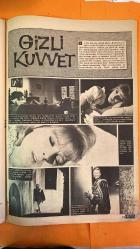 FOTOROMAN HAFTALIK MECMUA DERGİSİ - SAYI: 39 TARİH: 10 ŞUBAT 1965 SOFİYA FALDİ - MARİNO - ROBERTA - ARMANDO - GIGO - FABRETTİ - SARPİ - MİMMO - COVANNİ - MARIYANO - PAOLO - ALBER - LAURA - RİKARDO PAVONE - KONRAD - ANITA - ÇEZARE - MARIYO - VERA - THOMA - MAKS - RAKELE - DORIS - ROJE HAMILTON - SELİM - NESRİN - KOMİSER MUAVİNİ OSMAN ACI HATIRA FOTOROMANI - HIRÇIN KIZ FOTOROMANI - KALBE GİDEN YOL FOTOROMANI - SUÇ FOTOROMANI - GİZLİ KUVVET FOTOROMANI - BİR SANA İKİ BANA FOTOROMANI - PE-RE-JA REKLAMI -  32 SAYFA